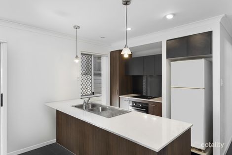 Property photo of 7 Poppy Crescent Springfield Lakes QLD 4300