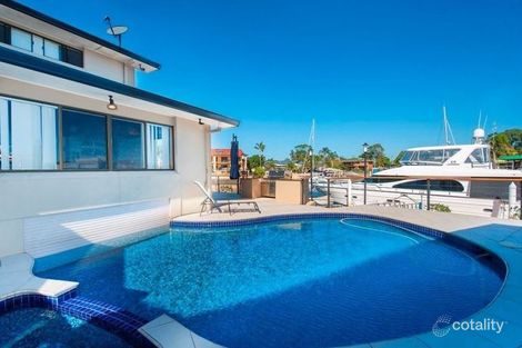 Property photo of 32 Daru Avenue Runaway Bay QLD 4216
