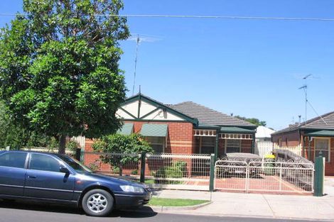 147 Coronation St, Kingsville, VIC 3012