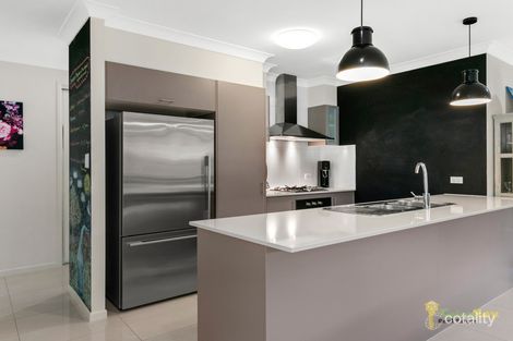 Property photo of 31 Landsborough Drive Smithfield QLD 4878