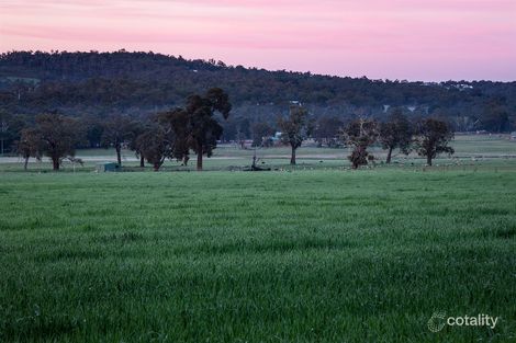 Property photo of 12 Jersey Road Lower Chittering WA 6084