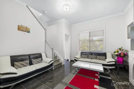 Property photo of 44 King Street Eastlakes NSW 2018