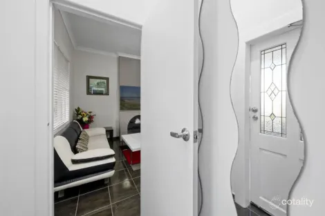 Property photo of 44 King Street Eastlakes NSW 2018