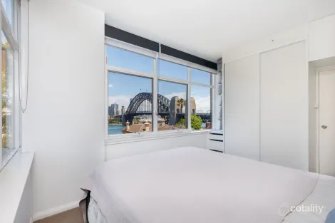 Property photo of 21/2 Parkes Street Kirribilli NSW 2061