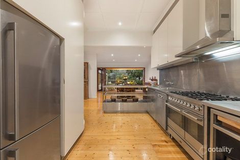 Property photo of 5 Wimbledon Grove Eaglemont VIC 3084