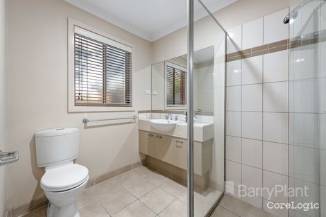 Property photo of 57 The Parkway Pakenham VIC 3810