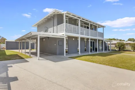Property photo of 15 Desert Road Lancelin WA 6044