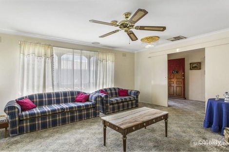 Property photo of 10 Highview Avenue Cranbourne VIC 3977