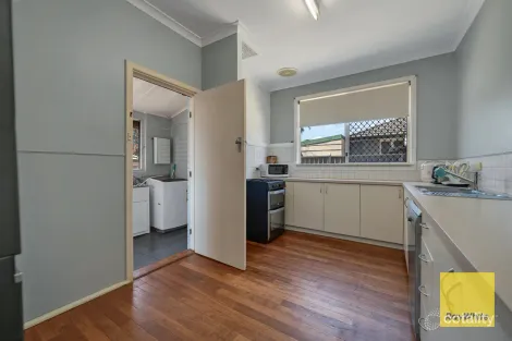 Property photo of 17 Horsham Way Nollamara WA 6061