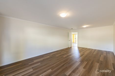 Property photo of 2/10 Federal Highway Watson ACT 2602