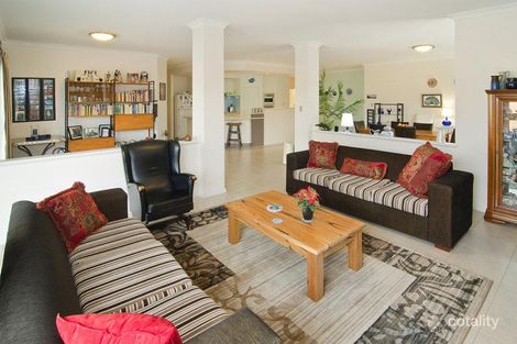 Property photo of 6 Edith Agnes Circle West Busselton WA 6280