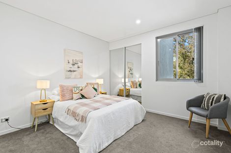 Property photo of 202/2-4 Richards Avenue Peakhurst NSW 2210