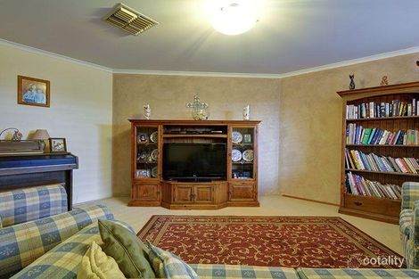 Property photo of 26 Avon Crescent Atwell WA 6164