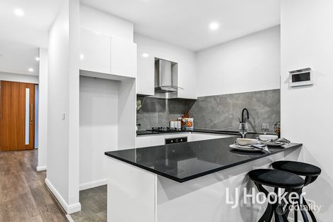 Property photo of 9/10 Sylvanwood Crescent Narre Warren VIC 3805