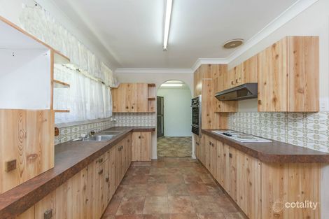 Property photo of 43 Bulgoon Crescent Ocean Shores NSW 2483