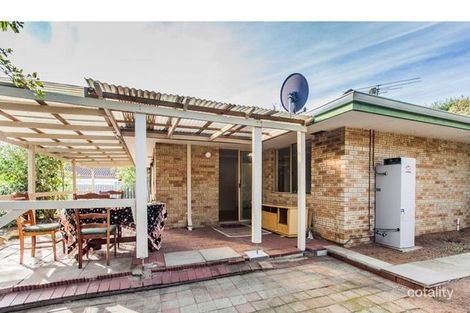 Property photo of 1 Currell Court Parmelia WA 6167