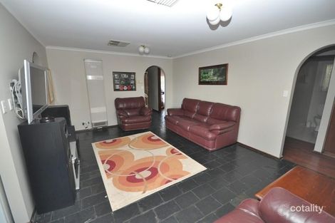 Property photo of 19 Jedna Close Craigmore SA 5114
