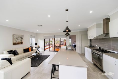 Property photo of 50 Brookfield Avenue Fletcher NSW 2287
