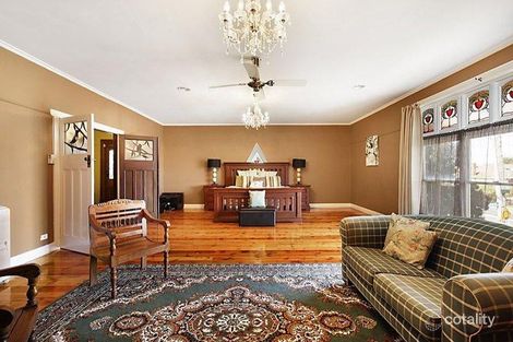 Property photo of 62 Brewster Street Essendon VIC 3040