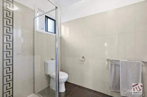 Property photo of 1/16 Winifred Street Oak Park VIC 3046