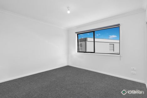Property photo of 206 Henry Road Pakenham VIC 3810