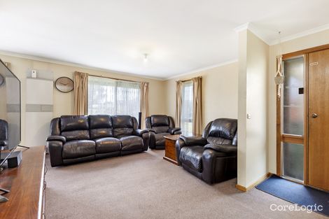 Property photo of 16 Karinya Crescent Portland VIC 3305