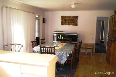 Property photo of 63 Shetland Street Endeavour Hills VIC 3802