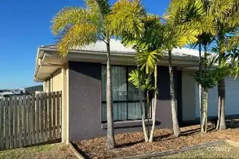 33 Falcon Crst, Zilzie, QLD 4710