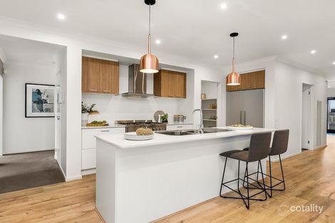 Property photo of 284 Alisma Boulevard Cranbourne North VIC 3977