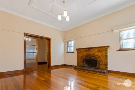 Property photo of 3 Michael Street Kennington VIC 3550