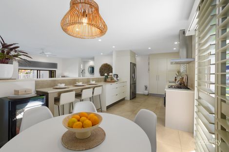 Property photo of 27 Grebe Place Burleigh Waters QLD 4220