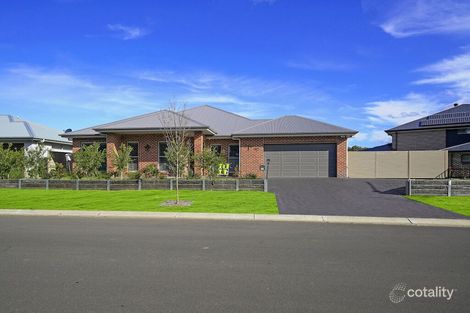 15 Collector Dr, Harrington Park, NSW 2567