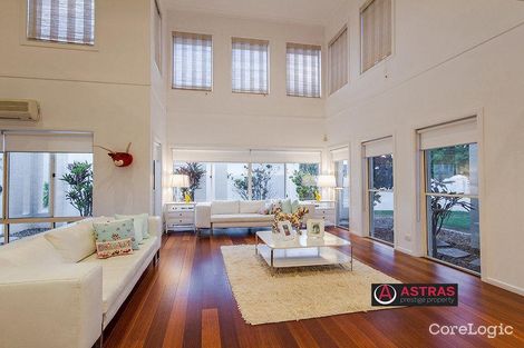 Property photo of 36 Staysail Crescent Clear Island Waters QLD 4226