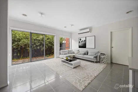 Property photo of 20 Specimen Vale South Ballarat East VIC 3350