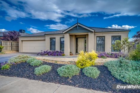 Property photo of 73 Papillon Parade Tarneit VIC 3029