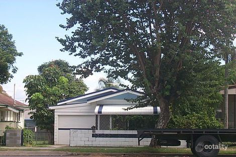 127 Oxley Ave, Woody Point, QLD 4019