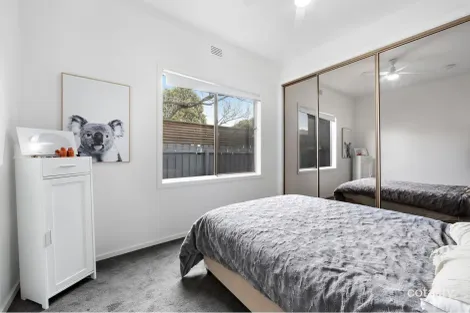 Property photo of 31 Rosamond Road Maidstone VIC 3012