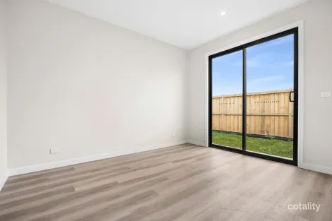 Property photo of 3 Danaher Avenue Waurn Ponds VIC 3216