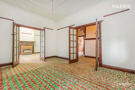 Property photo of 5 Selkirk Avenue Black Forest SA 5035