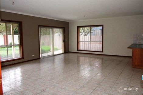 Property photo of 2/16 Blue Gum Court Cowes VIC 3922