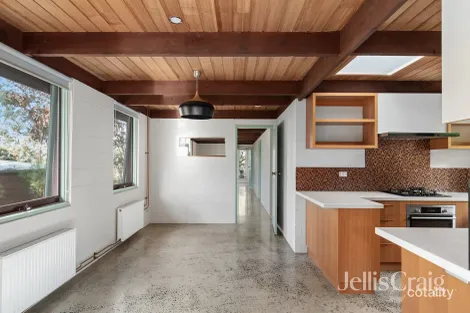 12 Hillcrest Rd, Eltham North, VIC 3095