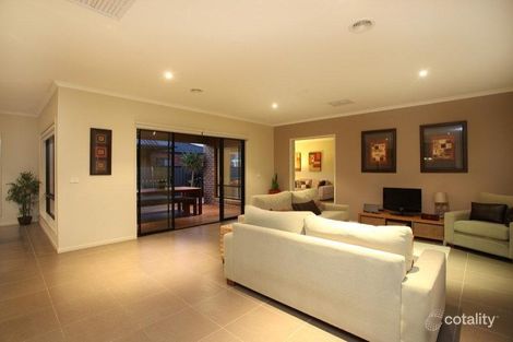 Property photo of 3 Grainger Circuit Point Cook VIC 3030