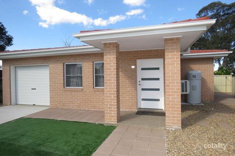 Property photo of 34 Portico Parade Toongabbie NSW 2146