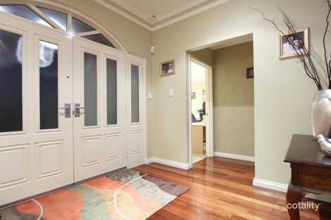 Property photo of 33 Cardwell Avenue Noranda WA 6062