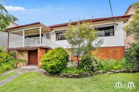 Property photo of 27 Pooraka Avenue West Wollongong NSW 2500