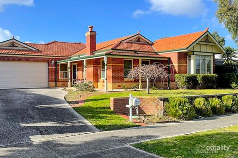 Property photo of 39 Sittella Drive Berwick VIC 3806