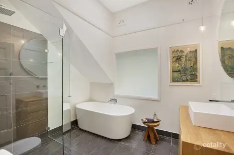 Property photo of 42 Augusta Road Fairlight NSW 2094