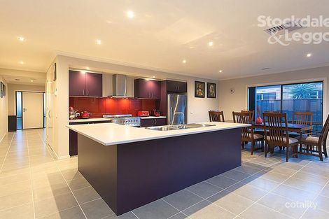 Property photo of 19 Tonbridge Circle Derrimut VIC 3026