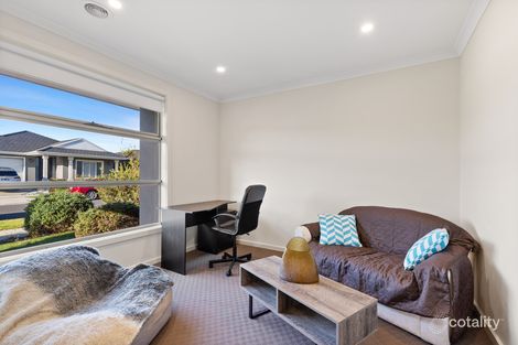 Property photo of 9 Hayward Street Point Cook VIC 3030