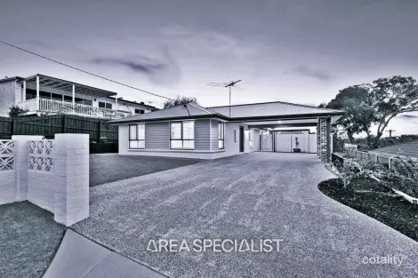 Property photo of 8 Wirruna Road Dromana VIC 3936